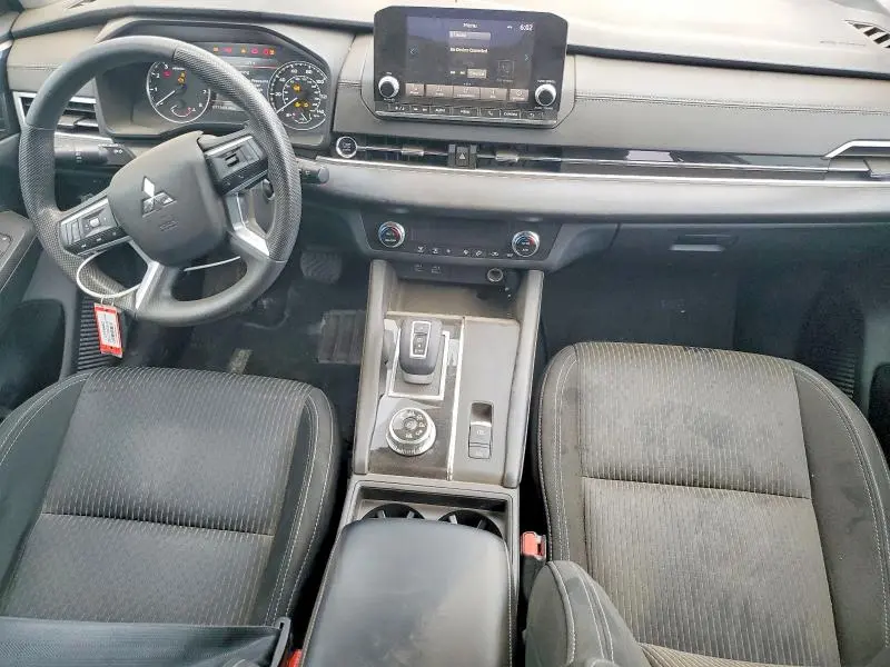 2022 MITSUBISHI OUTLANDER ES  