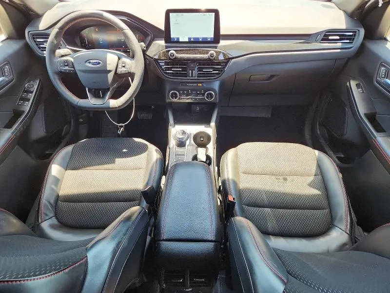 2025 FORD ESCAPE ST LINE  