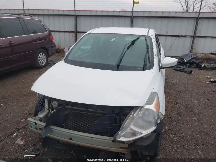 2017 NISSAN VERSA 1.6 SV