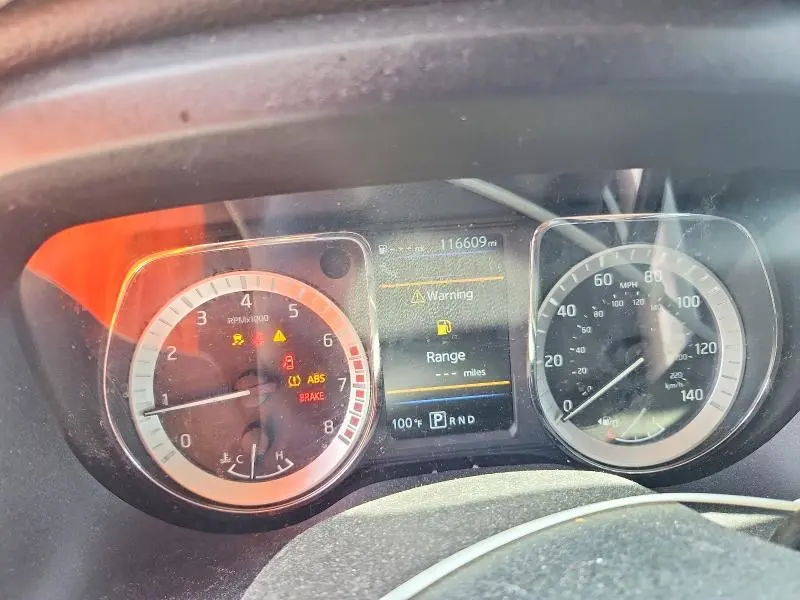2019 NISSAN TITAN SV  