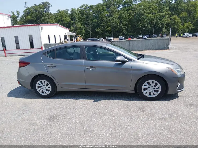 2019 HYUNDAI ELANTRA SE