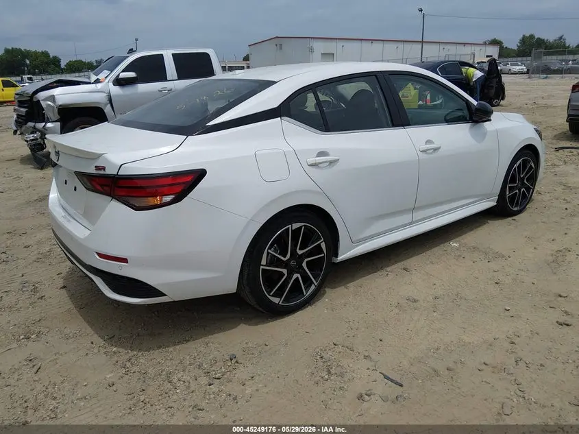2025 NISSAN SENTRA SR