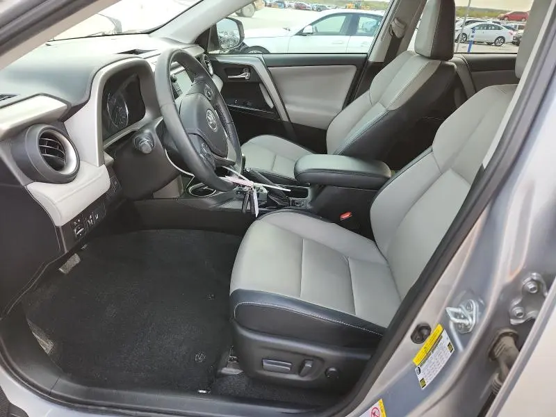 2017 TOYOTA RAV4 LIMITED  