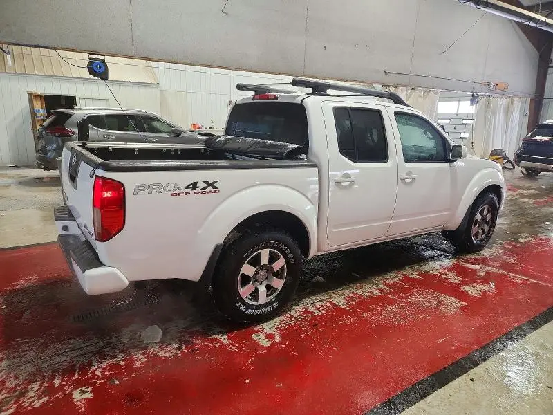 2012 NISSAN FRONTIER S  