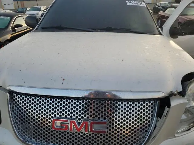 2011 GMC YUKON DENALI  