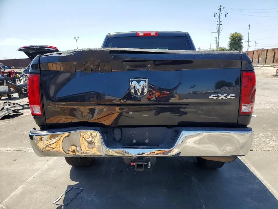 2015 RAM 1500 ST  