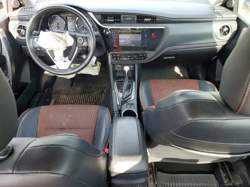 2018 TOYOTA COROLLA SE  