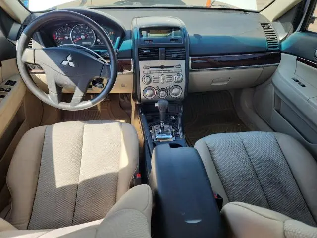 2011 MITSUBISHI GALANT ES
