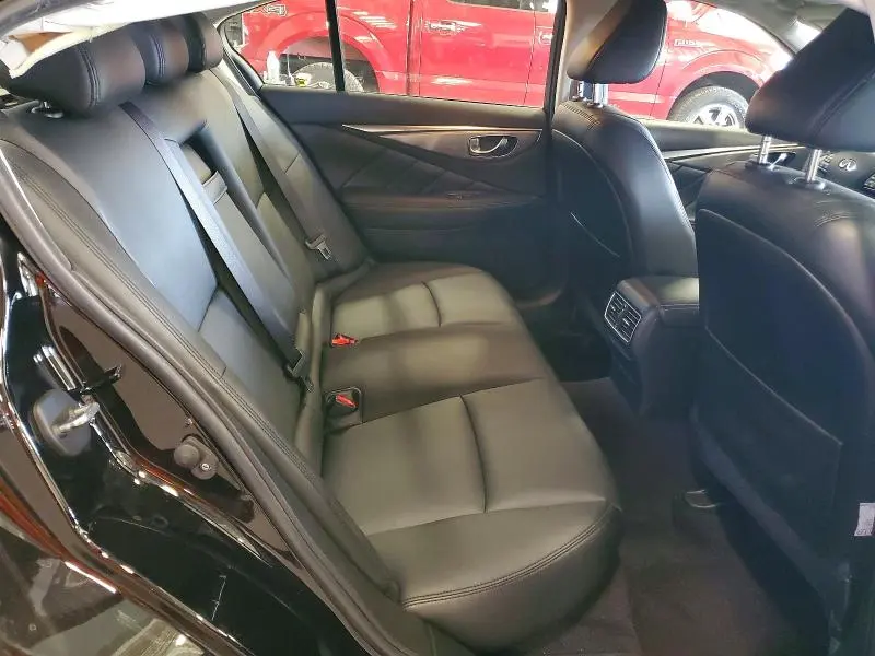 2016 INFINITI Q50 2.0T  