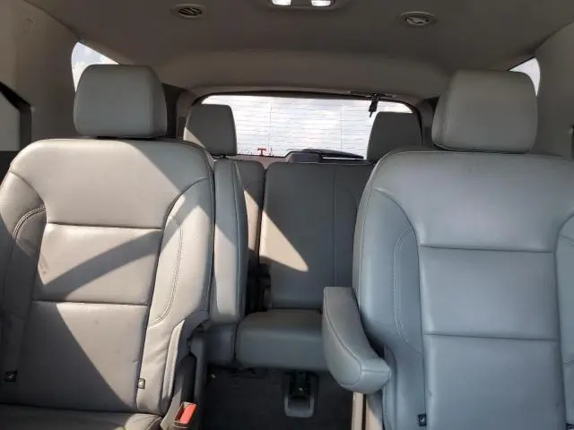 2020 CHEVROLET TRAVERSE LT  