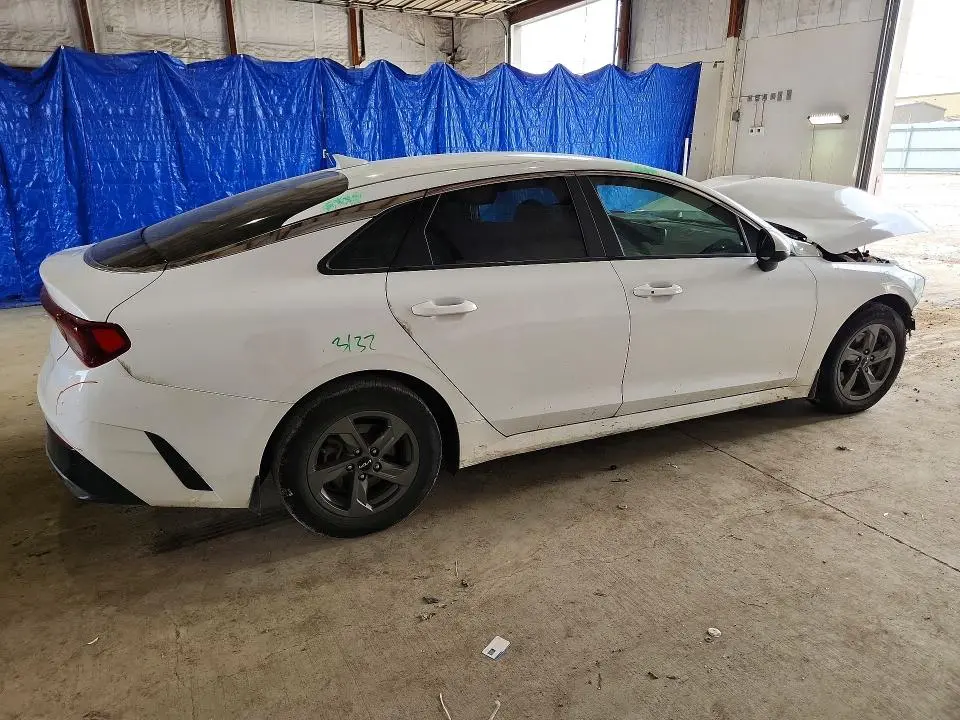 2023 KIA K5 LXS  