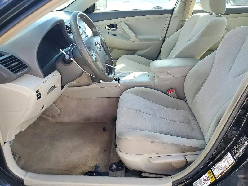 2011 TOYOTA CAMRY BASE  