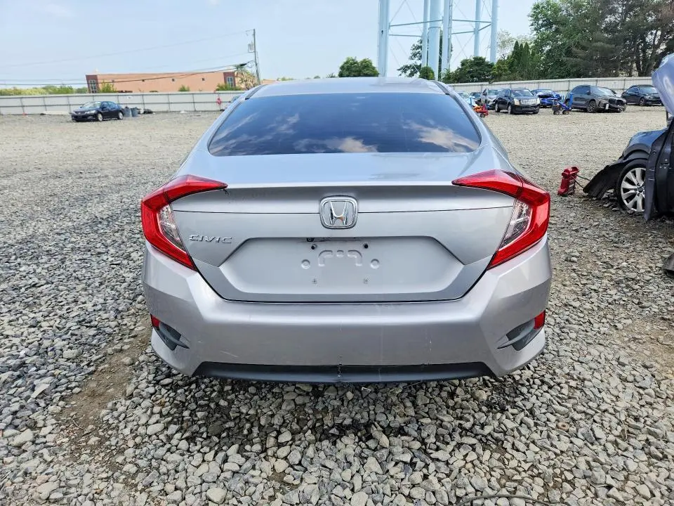 2018 HONDA CIVIC LX  