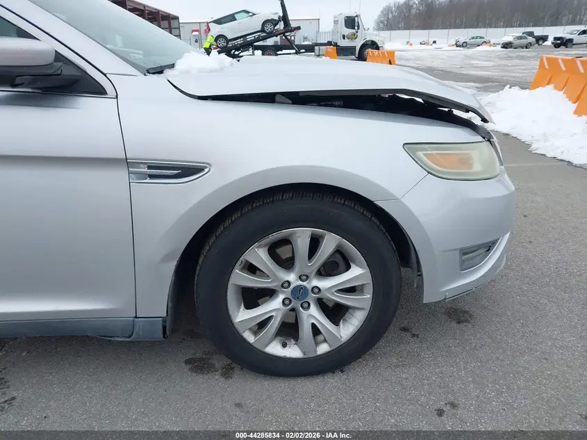 2010 FORD TAURUS SEL