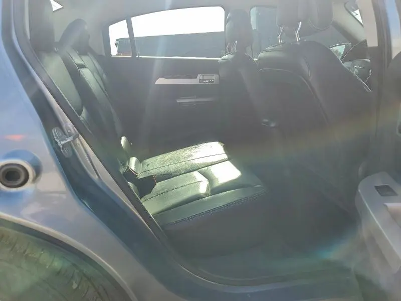 2010 CHRYSLER SEBRING LIMITED  