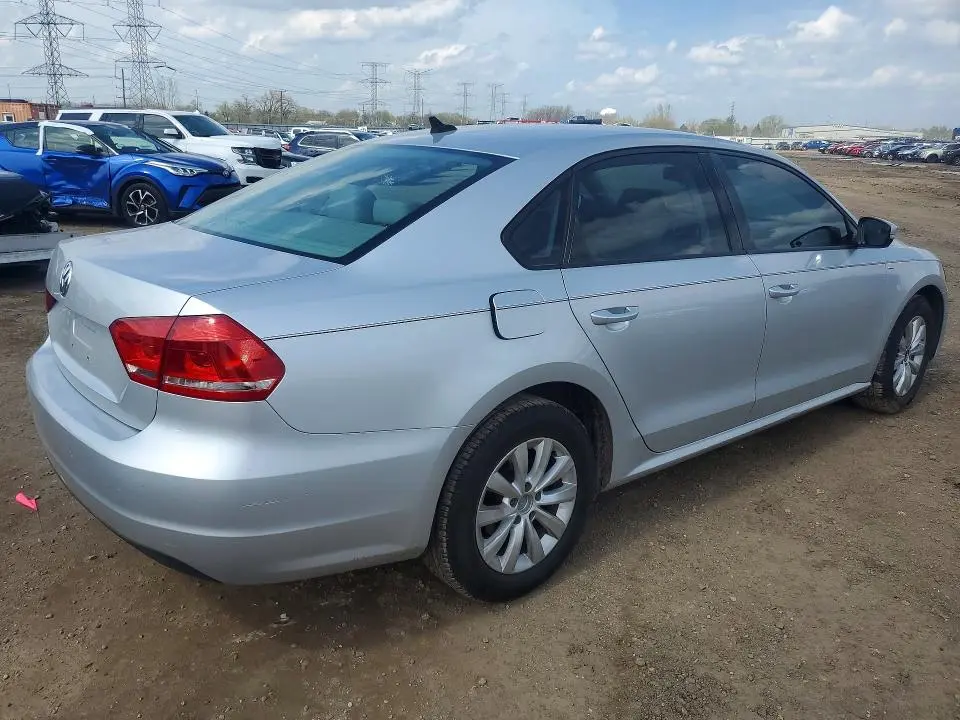 2014 VOLKSWAGEN PASSAT S  
