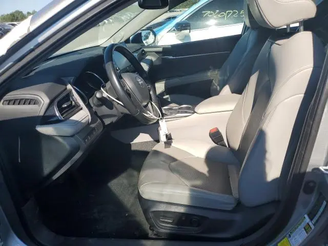 2023 TOYOTA CAMRY XLE  