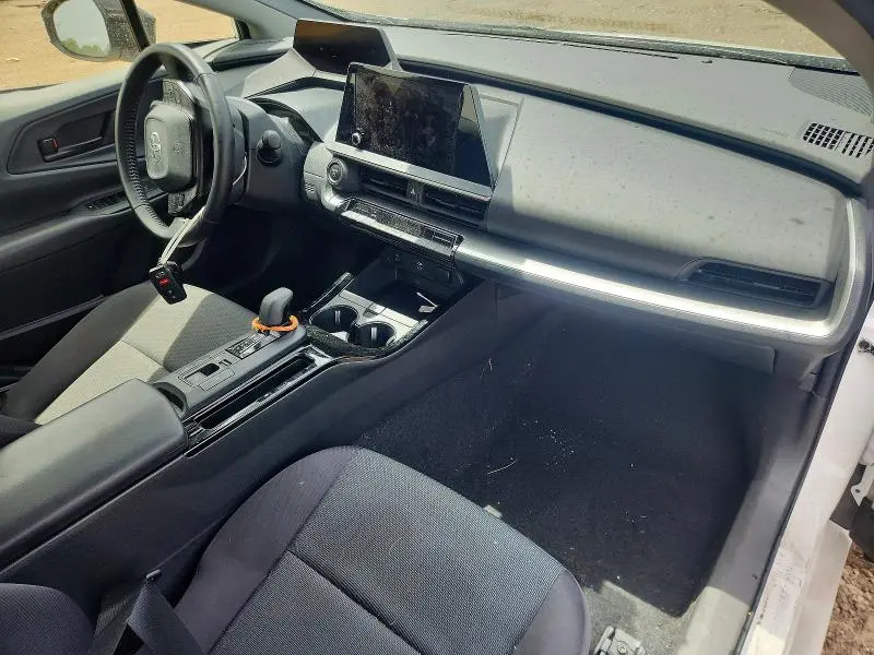 2023 TOYOTA PRIUS LE  
