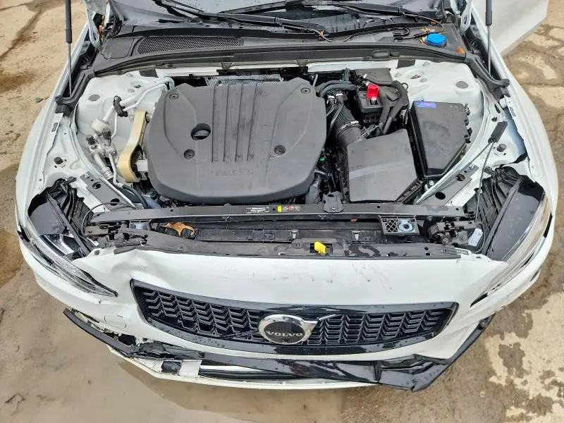 2024 VOLVO S60 PLUS  