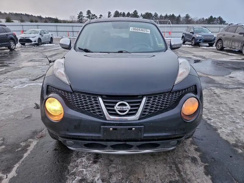 2014 NISSAN JUKE S  