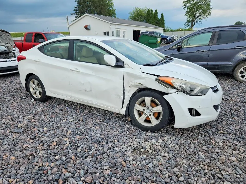 2012 HYUNDAI ELANTRA GLS  