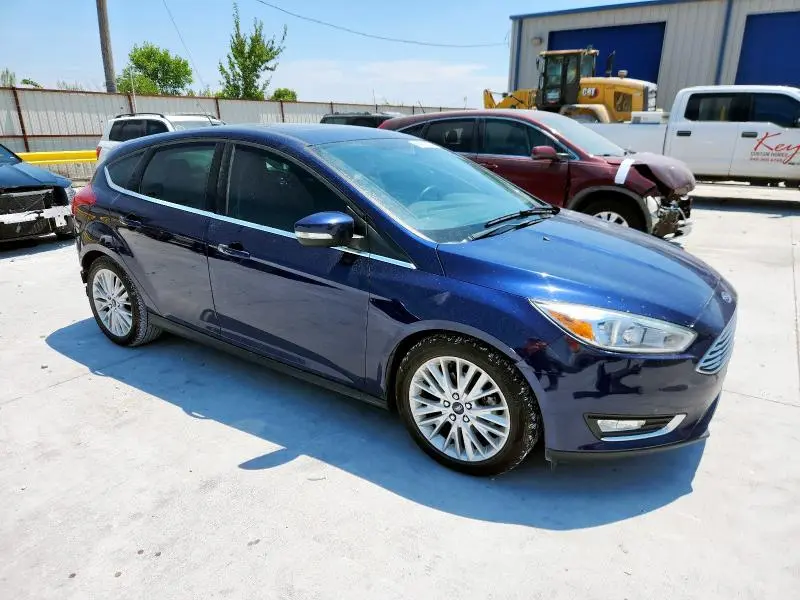 2017 FORD FOCUS TITANIUM  