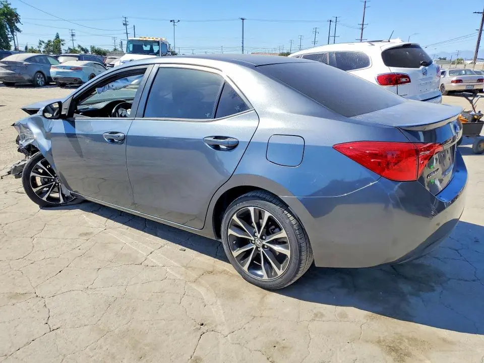 2017 TOYOTA COROLLA SE  