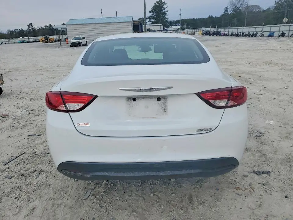 2016 CHRYSLER 200 LX  