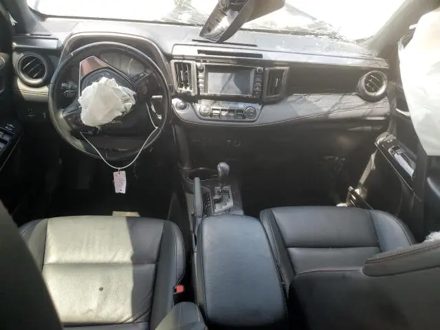 2018 TOYOTA RAV4 SE  