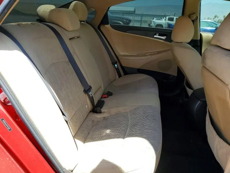 2012 HYUNDAI SONATA GLS  