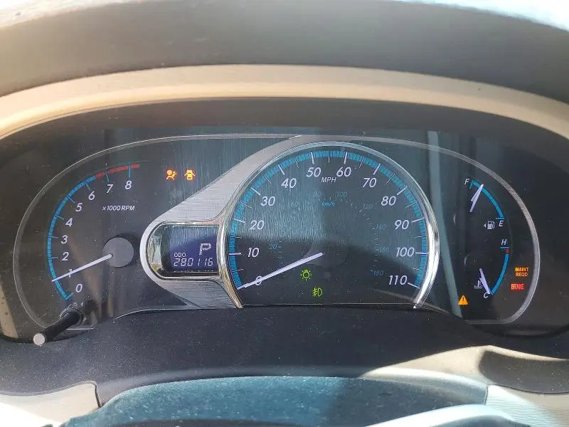 2012 TOYOTA SIENNA XLE 8-PASSENGER  