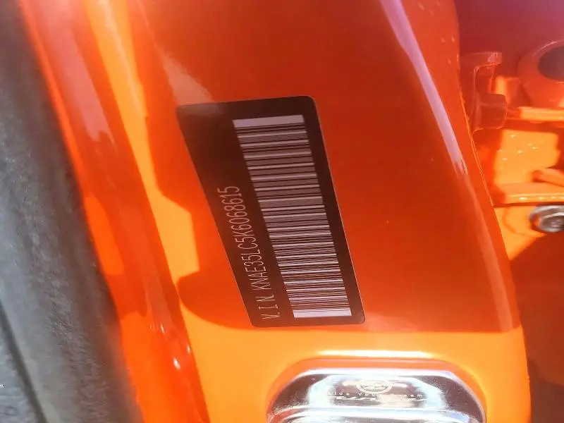 2019 KIA STINGER GT  
