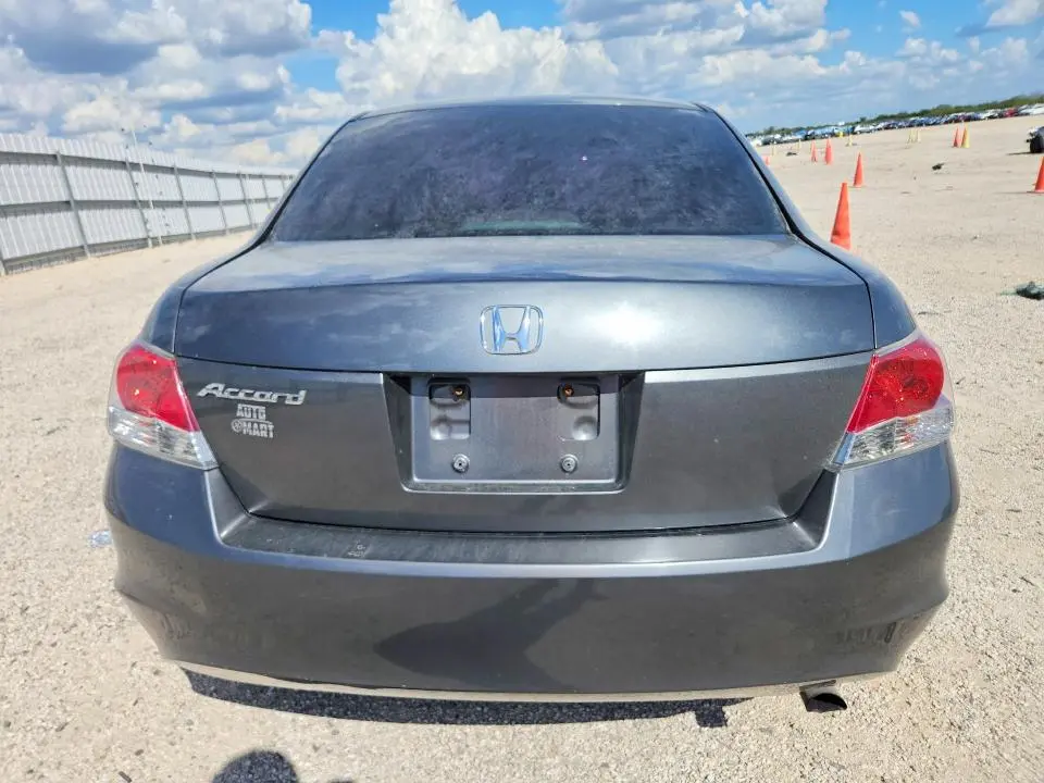 2010 HONDA ACCORD LX  