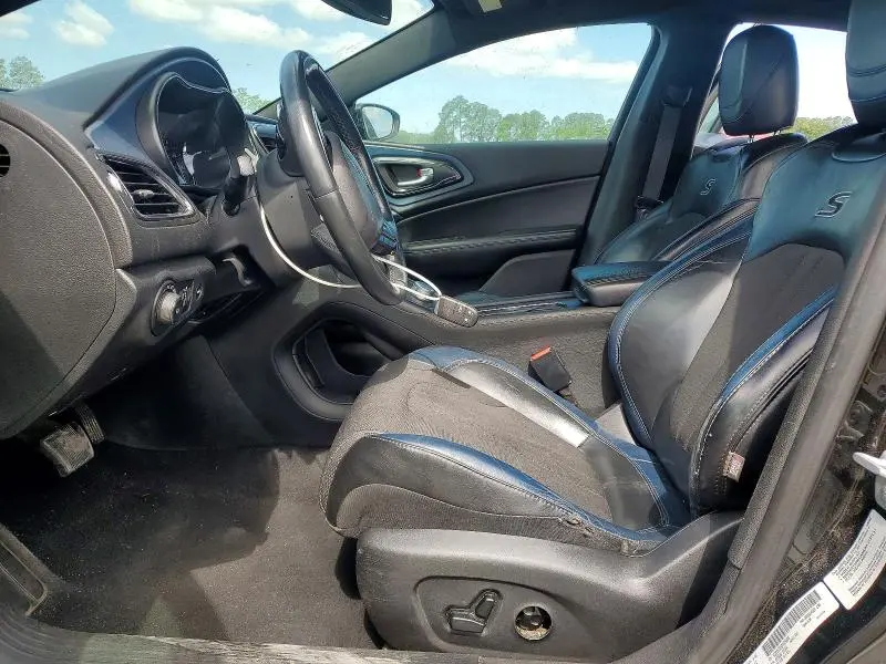 2016 CHRYSLER 200 S  