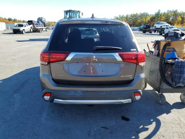 2017 MITSUBISHI OUTLANDER SE  