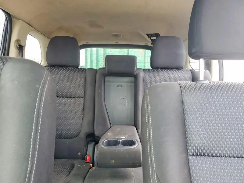 2016 MITSUBISHI OUTLANDER ES  