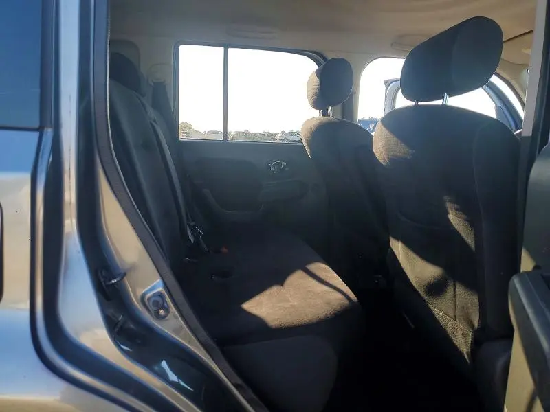 2010 NISSAN CUBE 1.8  