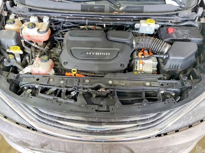 2018 CHRYSLER PACIFICA HYBRID LIMITED  