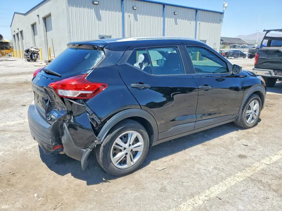 2019 NISSAN KICKS S  