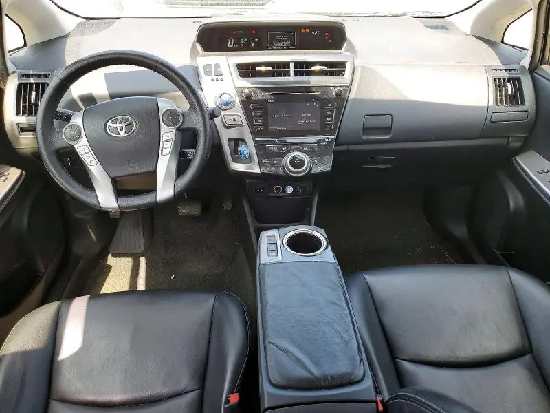 2015 TOYOTA PRIUS V FOUR  