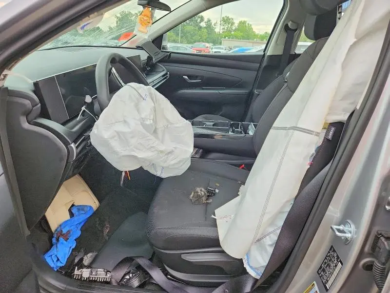2026 HYUNDAI TUCSON BLUE SE  