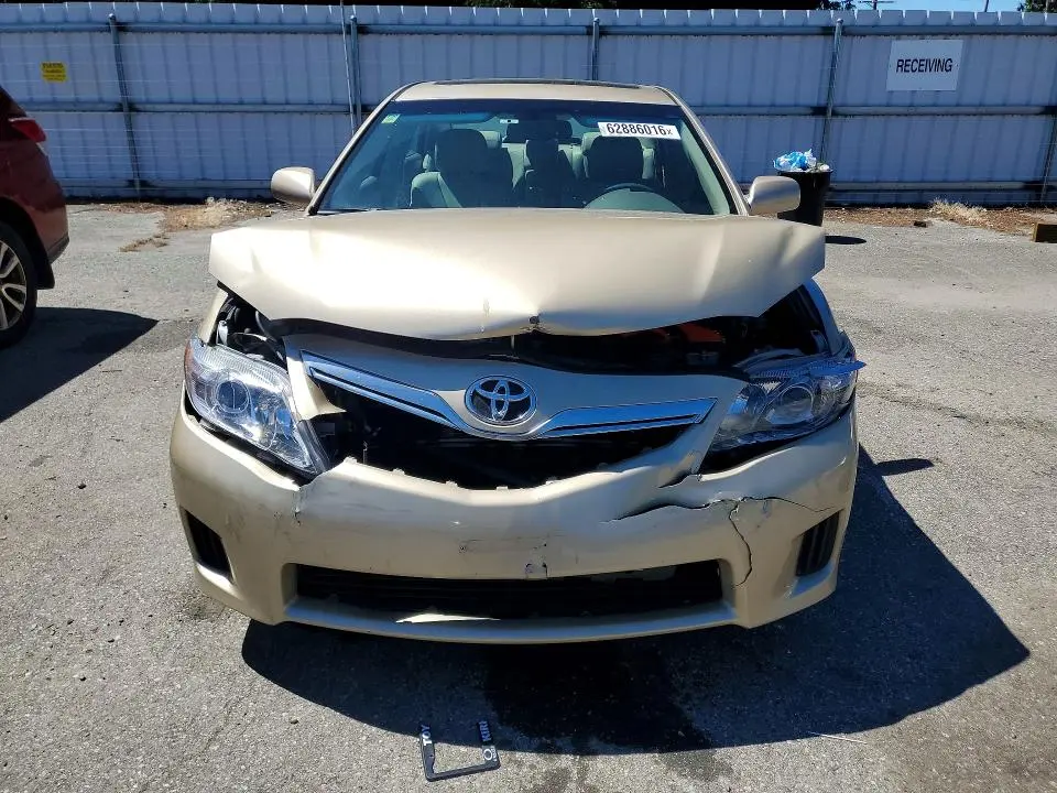 2011 TOYOTA CAMRY HYBRID  