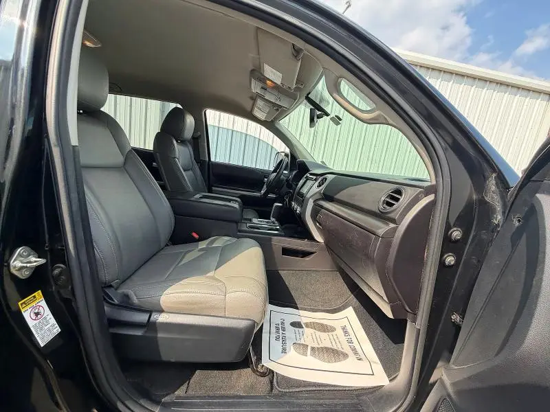 2015 TOYOTA TUNDRA SR5  