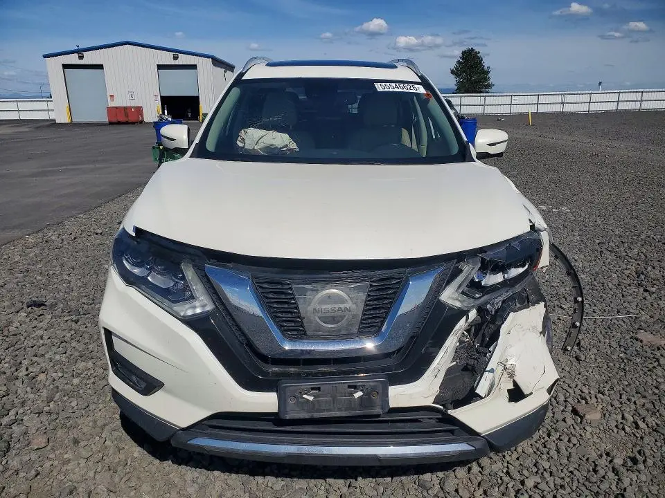 2017 NISSAN ROGUE SL  