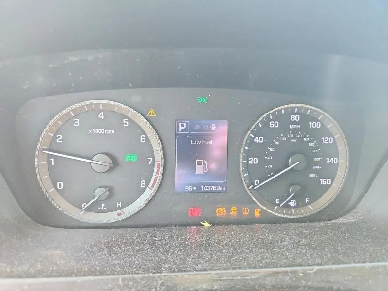 2015 HYUNDAI SONATA SE  