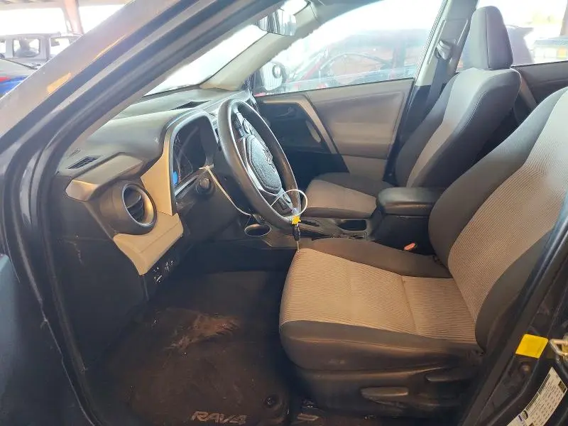 2013 TOYOTA RAV4 LE  