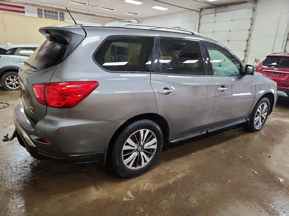 2017 NISSAN PATHFINDER S  