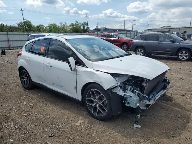 2017 FORD FOCUS SEL  