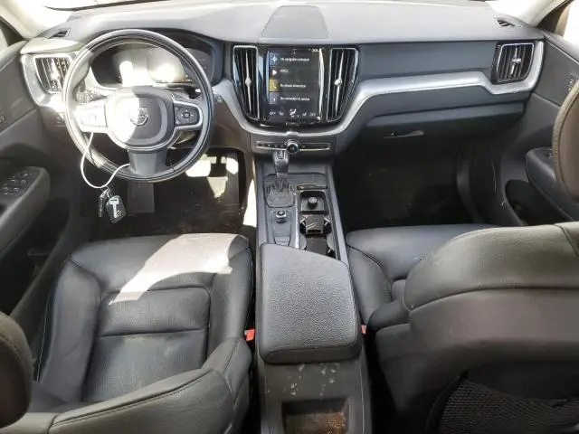 2018 VOLVO XC60 T5  