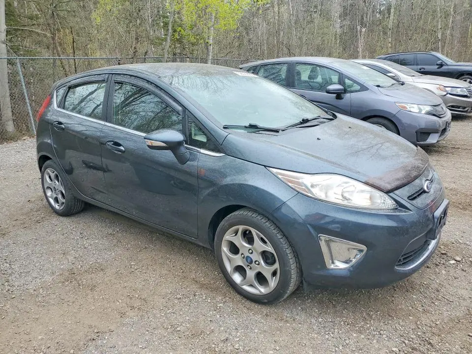 2011 FORD FIESTA SES  